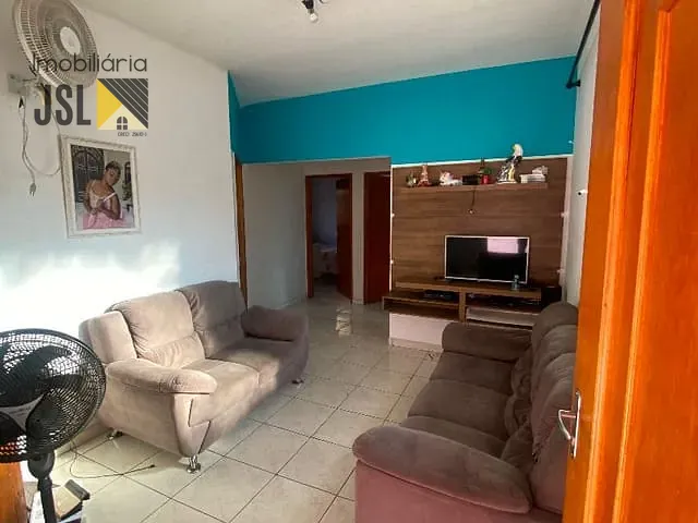 Casa com 140m² 2 quartos e 2 banheiros, à venda, no bairro Parque Residencial Maria Elmira em Caçapava