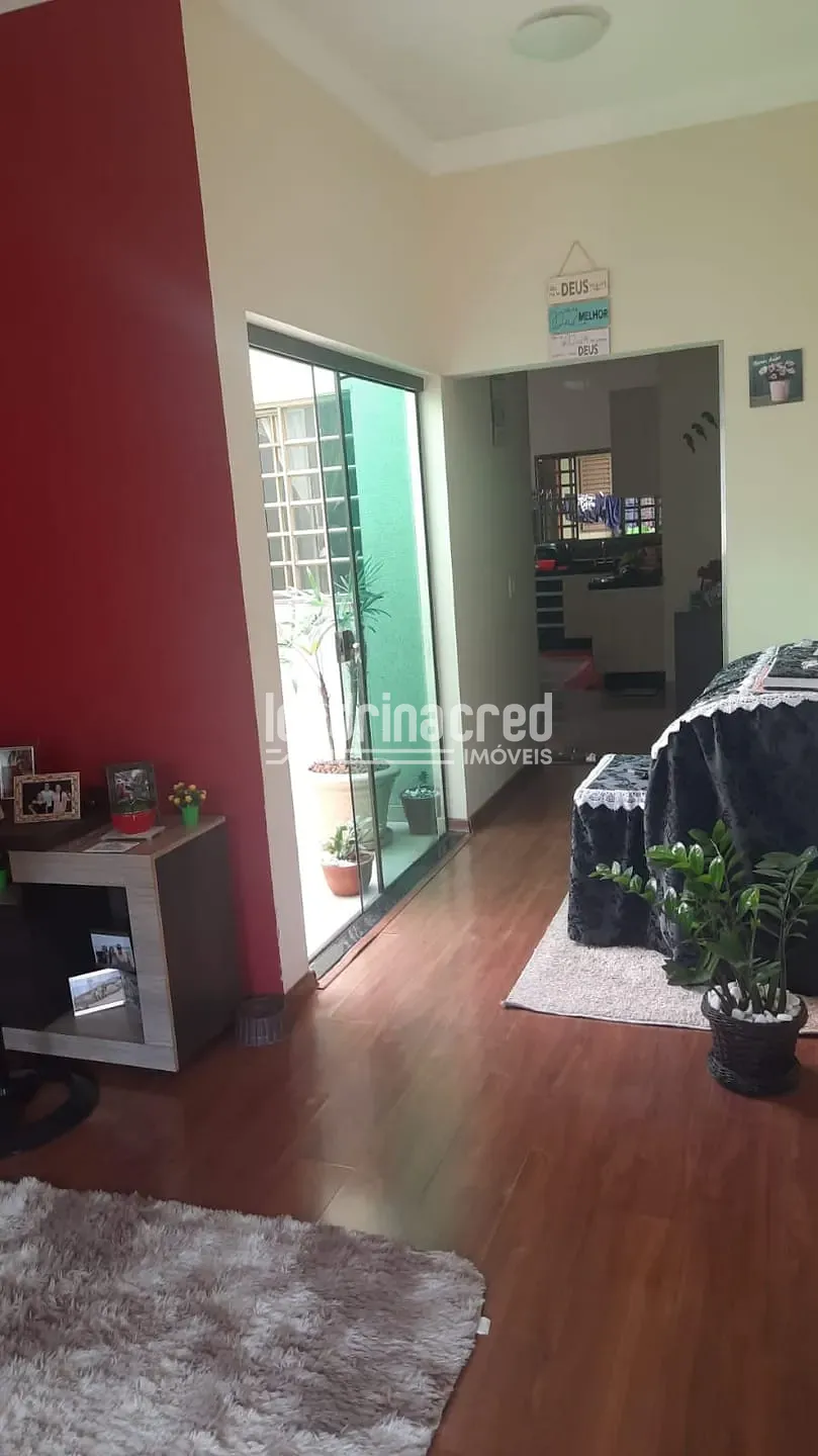 Casa, 3 quartos, 190 m² - Foto 2
