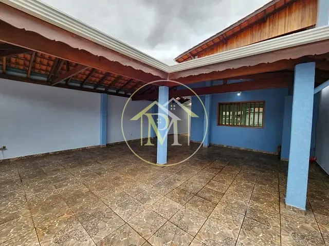 Casa com 256m² 3 quartos e 2 banheiros, à venda, no bairro Jardim Ana Maria em Sorocaba