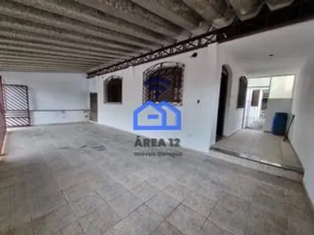 Casa com 251m² 3 quartos e 2 banheiros, à venda, no bairro Sumaré em Caraguatatuba