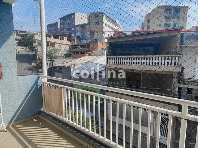 Casa 2 quartos e 4 banheiros, à venda, no bairro Parque Santa Teresa em Carapicuíba