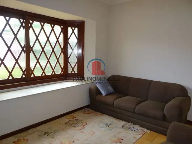 Casa com 600m² 3 quartos e 2 banheiros, à venda, no bairro Vila Pavan em Americana