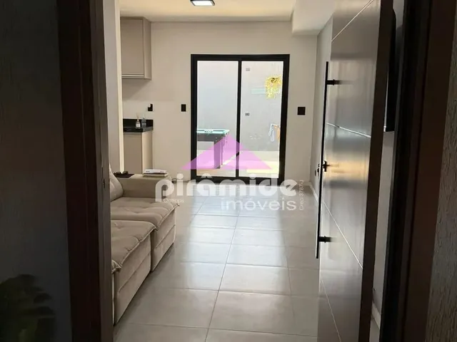 Casa com 10m² 1 quarto e 2 banheiros, à venda, no bairro Conjunto Residencial Dom Pedro I em São José Dos Campos