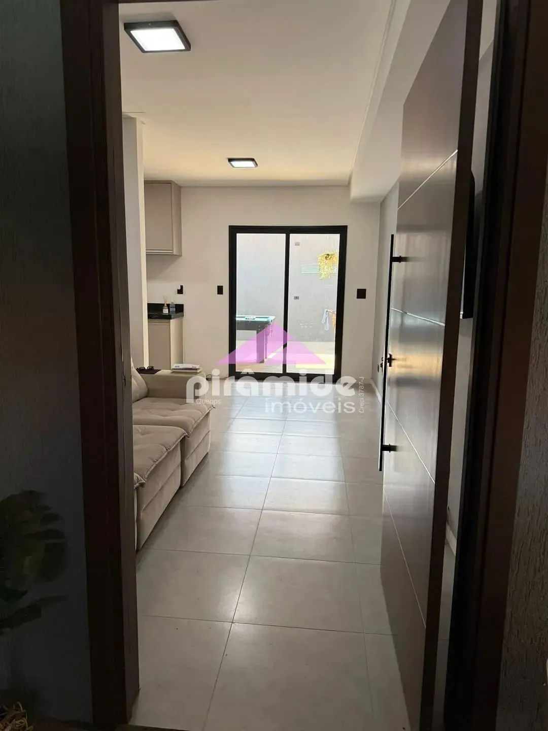 Casa, 1 quarto, 140 m² - Foto 2