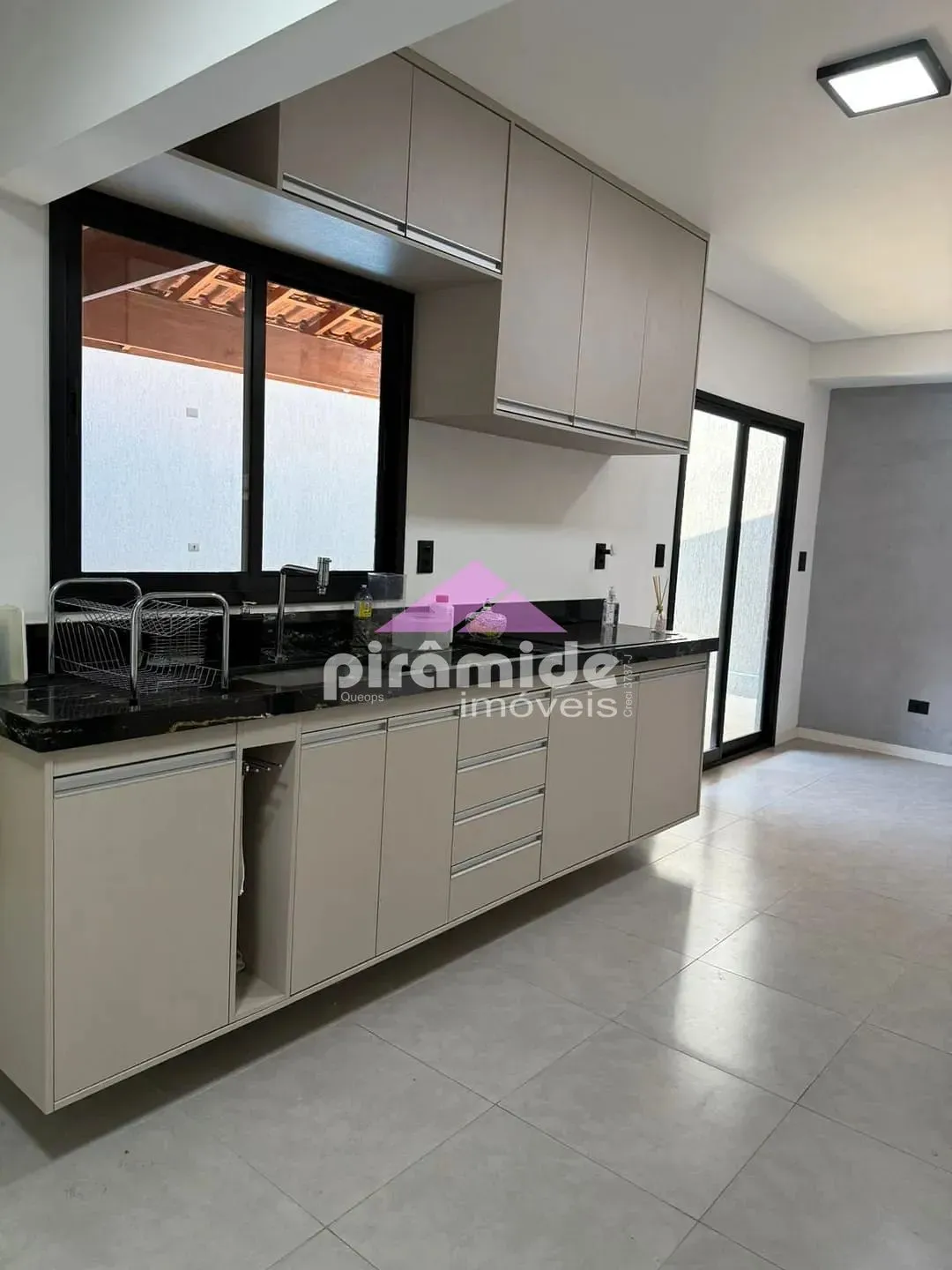 Casa, 1 quarto, 140 m² - Foto 8