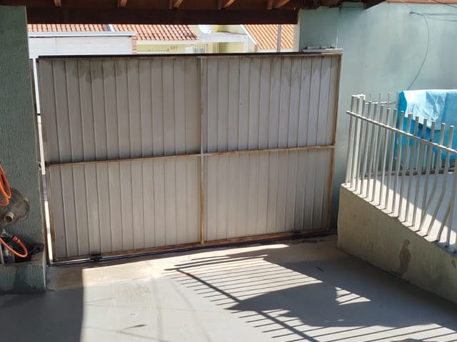 Casa com 130m² 2 quartos e 1 banheiro, à venda, no bairro Contorno em Ponta Grossa