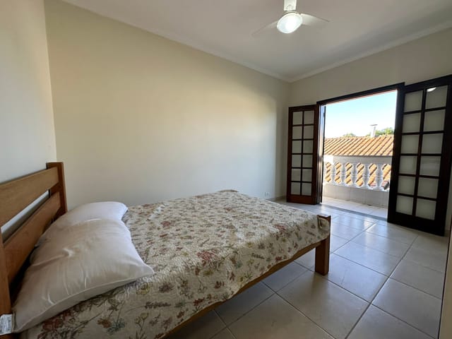 Casa 8 quartos e 5 banheiros, à venda, no bairro Centro em Bertioga