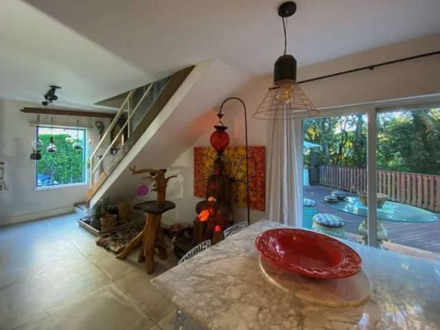 Casa com 340m² 3 quartos e 4 banheiros, à venda, no bairro Bosque do Vianna em Cotia