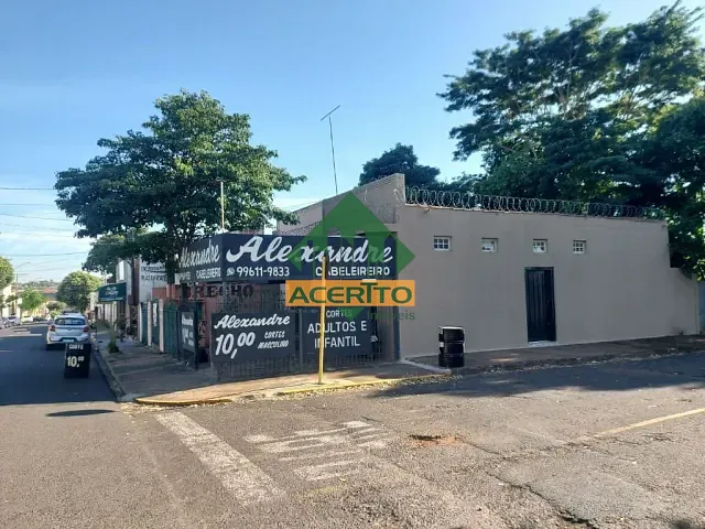 Casa com 600m², à venda, no bairro Jardim Brasília em Araçatuba