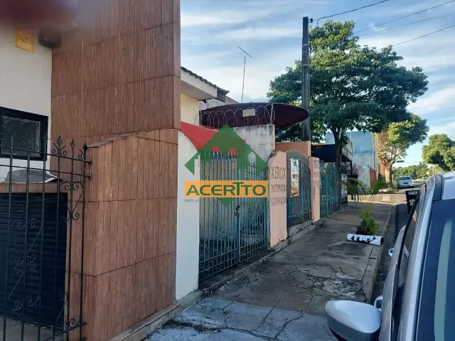 Casa com 600m², à venda, no bairro Jardim Brasília em Araçatuba