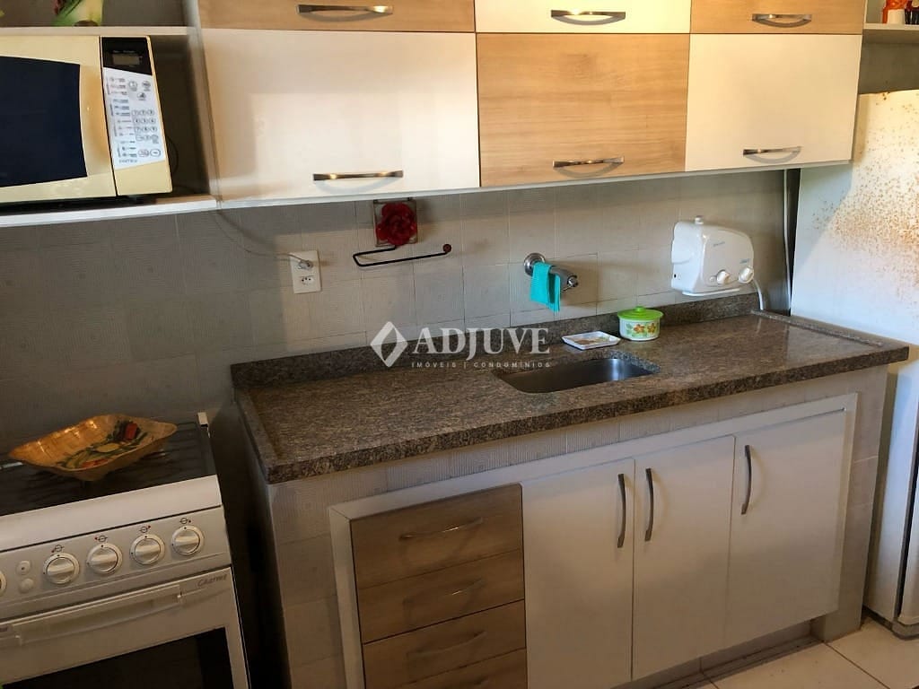 Casa à venda com 3 quartos, 72m² - Foto 10