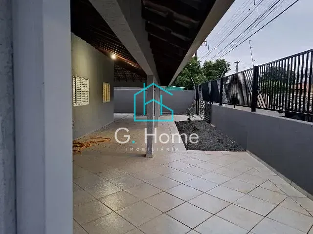 Casa com 252m² 3 quartos e 1 banheiro, à venda, no bairro Conjunto Habitacional Alexandre Urbanas em Londrina