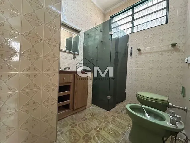 Casa 5 quartos e 3 banheiros, à venda, no bairro Vila Monte Alegre  em Ribeirão Preto
