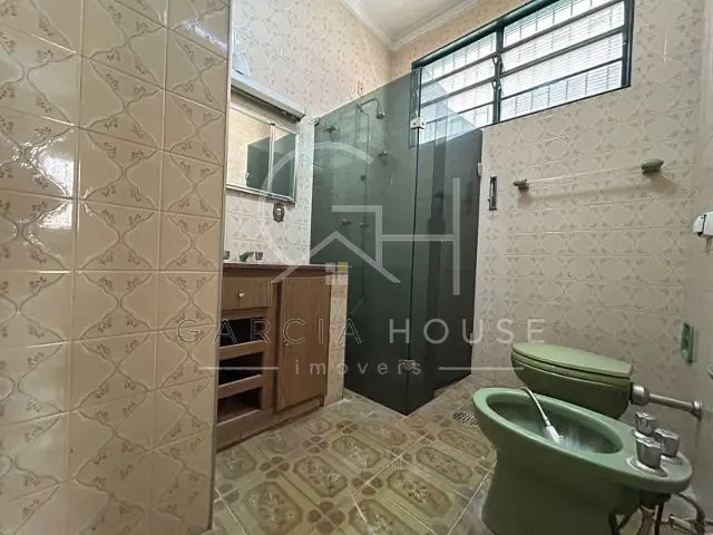 Casa 5 quartos e 3 banheiros, à venda, no bairro Vila Monte Alegre  em Ribeirão Preto