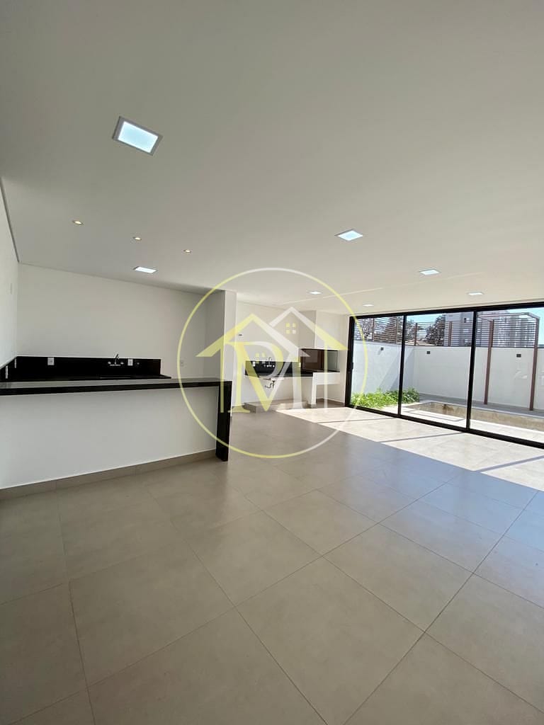Casa à venda com 3 quartos, 240m² - Foto 10