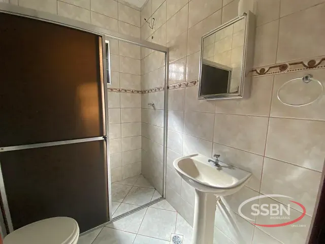Casa 2 quartos e 1 banheiro, para alugar, no bairro Jardim Santa Rosa em Nova Odessa
