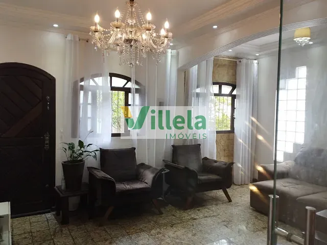 Casa 3 quartos e 1 banheiro, à venda, no bairro Centro em Poá