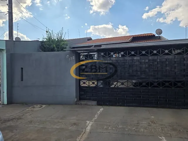 Casa com 207m² 4 quartos e 3 banheiros, à venda, no bairro Alpes em Londrina