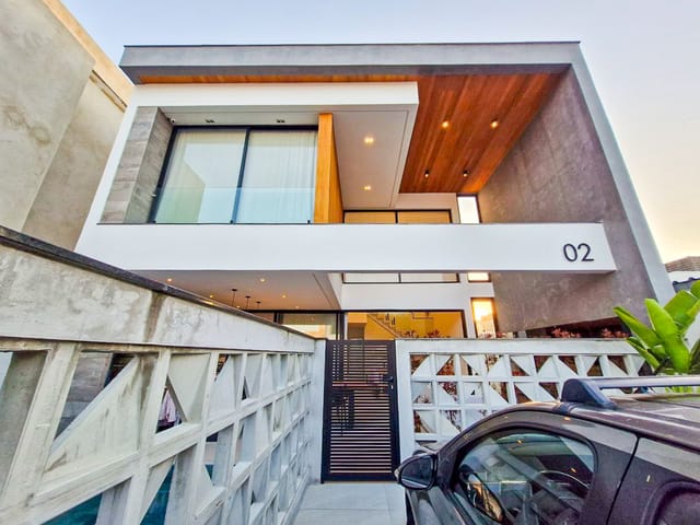 Casa com 180m² 4 quartos e 7 banheiros, à venda, no bairro Recreio dos Bandeirantes em Rio de Janeiro