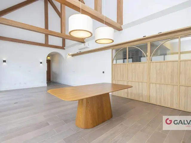 Casa 3 quartos e 2 banheiros, para alugar, no bairro Boa Vista em Curitiba