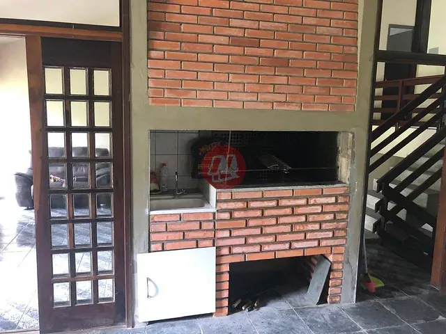 Casa com 241m² 4 quartos e 4 banheiros, à venda, no bairro Cascata em Porto Alegre