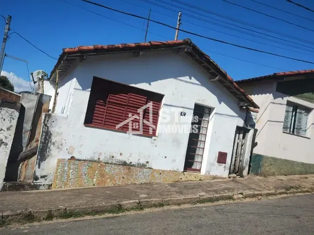 Casa com 90m² 2 quartos e 1 banheiro, à venda, no bairro Vila Maganhoto em Andradas