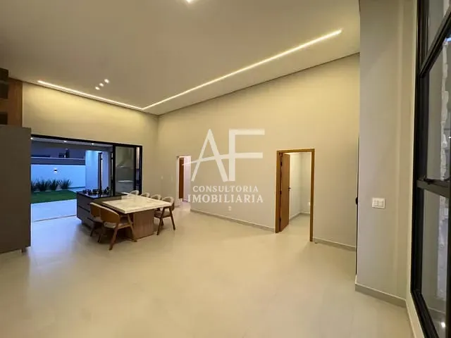 Casa com 253m² 3 quartos e 4 banheiros, à venda, no bairro Dos Guedes em Tremembé
