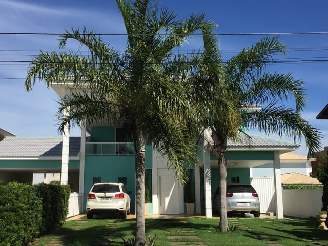 Casa 4 quartos e 4 banheiros, à venda, no bairro Parque Jóquei Club em Campos dos Goytacazes
