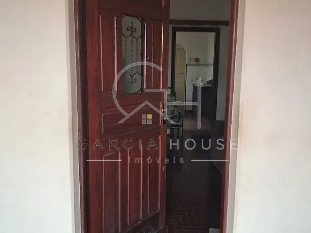 Casa 4 quartos e 2 banheiros, à venda, no bairro Vila Tibério em Ribeirão Preto