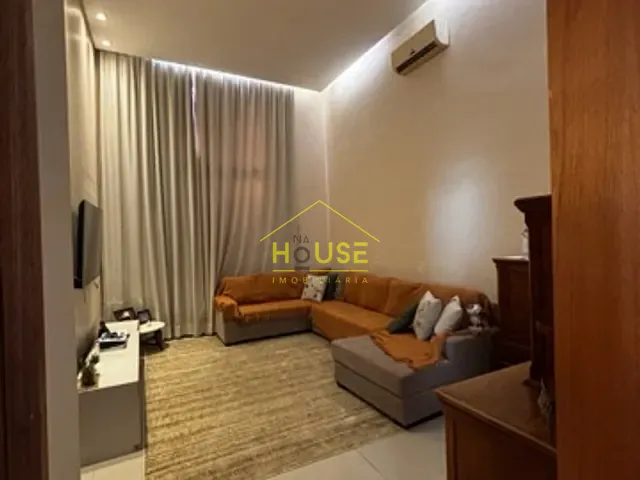 Casa com 250m² 3 quartos e 3 banheiros, à venda, no bairro Jardim Universitário em Votuporanga