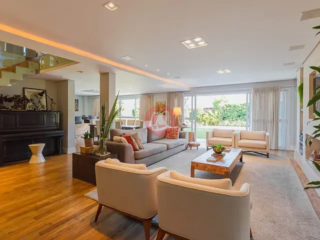 Casa com 310m² 4 quartos e 5 banheiros, à venda, no bairro Agronomia em Porto Alegre