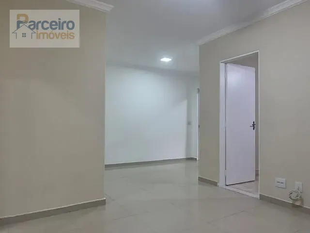 Casa 3 quartos e 2 banheiros, à venda, no bairro Parque São Jorge em São Paulo