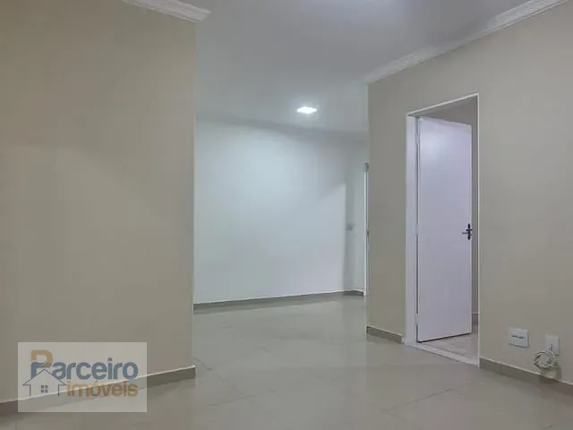 Casa 3 quartos e 2 banheiros, à venda, no bairro Parque São Jorge em São Paulo