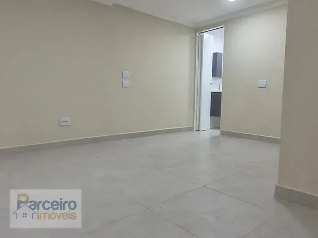 Casa 3 quartos e 2 banheiros, à venda, no bairro Parque São Jorge em São Paulo