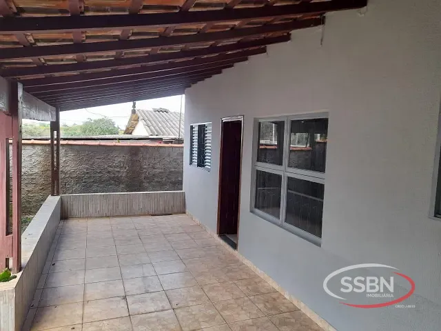 Casa 3 quartos e 2 banheiros, à venda, no bairro Parque Residencial Triunfo em Nova Odessa