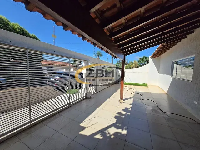 Casa com 250m² 3 quartos e 3 banheiros, à venda, no bairro Jardim Alvorada em Londrina