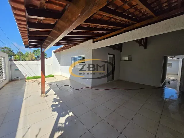 Casa com 250m² 3 quartos e 3 banheiros, à venda, no bairro Jardim Alvorada em Londrina