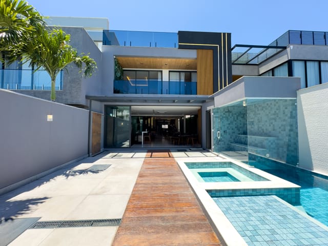 Casa com 490m² 5 quartos e 7 banheiros, à venda, no bairro Recreio dos Bandeirantes em Rio de Janeiro