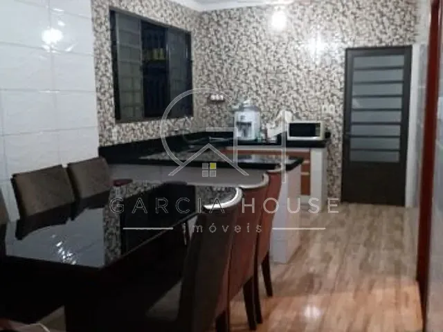 Casa com 200m² 3 quartos e 2 banheiros, à venda, no bairro Antônio Marincek em Ribeirão Preto