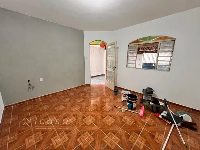 Casa com 125m² 2 quartos e 2 banheiros, à venda, no bairro Parque Residencial Maria Elmira em Caçapava