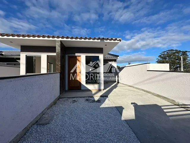 Casa 2 quartos e 1 banheiro, à venda, no bairro Nova Palhoça em Palhoça