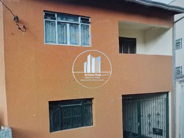 Casa com 88m² 3 quartos e 2 banheiros, à venda, no bairro São João em Pouso Alegre