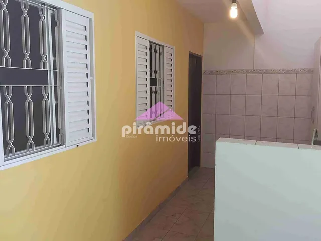 Casa com 10m² 2 quartos e 1 banheiro, à venda, no bairro Jardim Petrópolis em São José Dos Campos