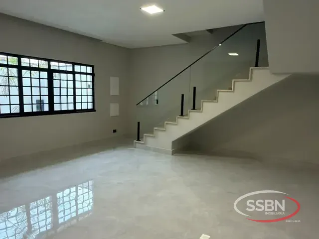 Casa 3 quartos e 2 banheiros, à venda, no bairro Jardim Santa Rita I em Nova Odessa