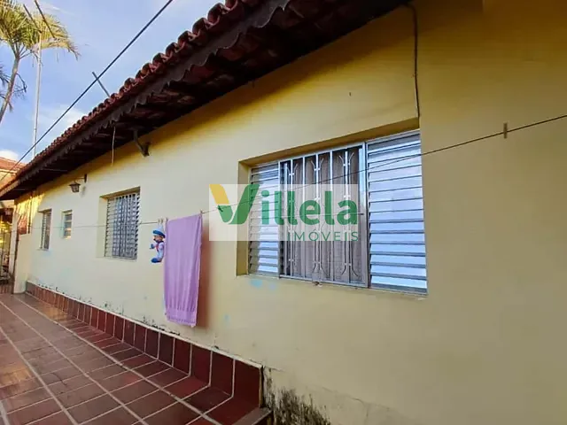 Casa com 200m² 3 quartos e 1 banheiro, à venda, no bairro Centro em Poá