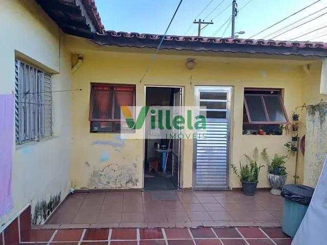 Casa com 200m² 3 quartos e 1 banheiro, à venda, no bairro Centro em Poá