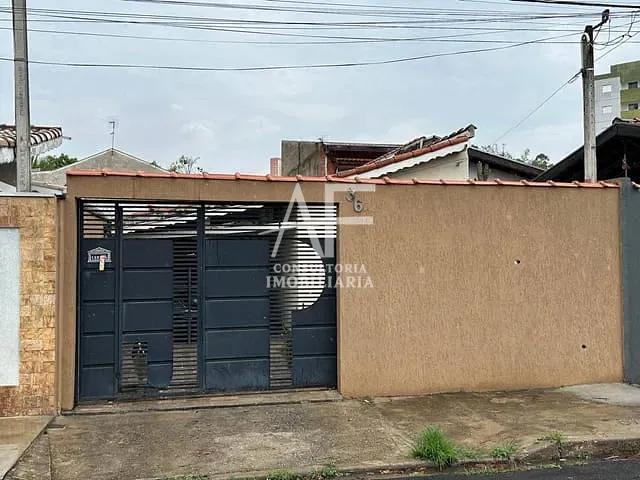 Casa 3 quartos e 2 banheiros, à venda, no bairro Vila Marly em Taubaté