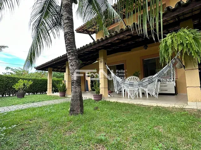 Casa com 340m² 6 quartos e 3 banheiros, à venda, no bairro Stella Maris em Salvador