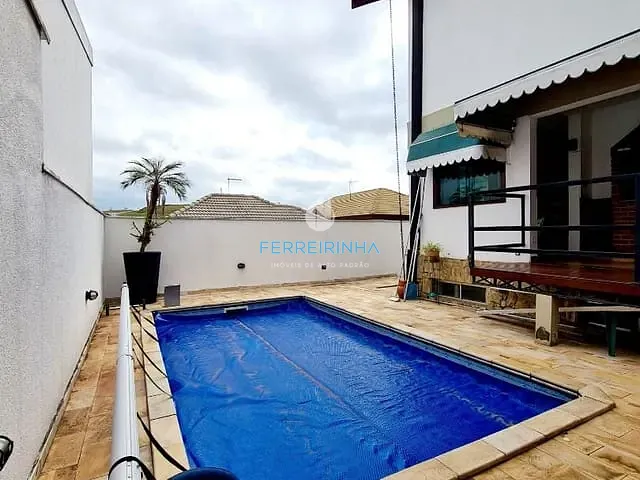 Casa com 341m² 4 quartos e 3 banheiros, à venda ou para alugar, no bairro Urbanova em São José dos Campos