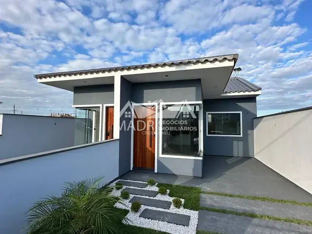 Casa 2 quartos e 1 banheiro, à venda, no bairro Nova Palhoça em Palhoça
